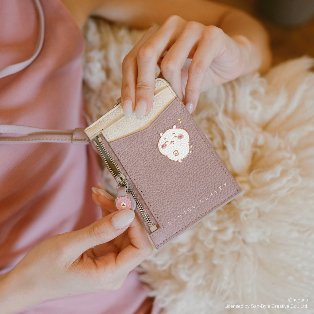 CHIIKAWA Leather ID Badge Holder in pink - Chiikawa - Samuel Ashley