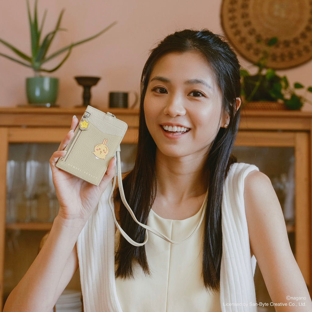 CHIIKAWA Leather ID Badge Holder in beige - Usagi - Samuel Ashley