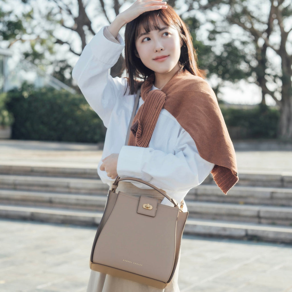 Athena Leather Bucket Bag - Samuel Ashley