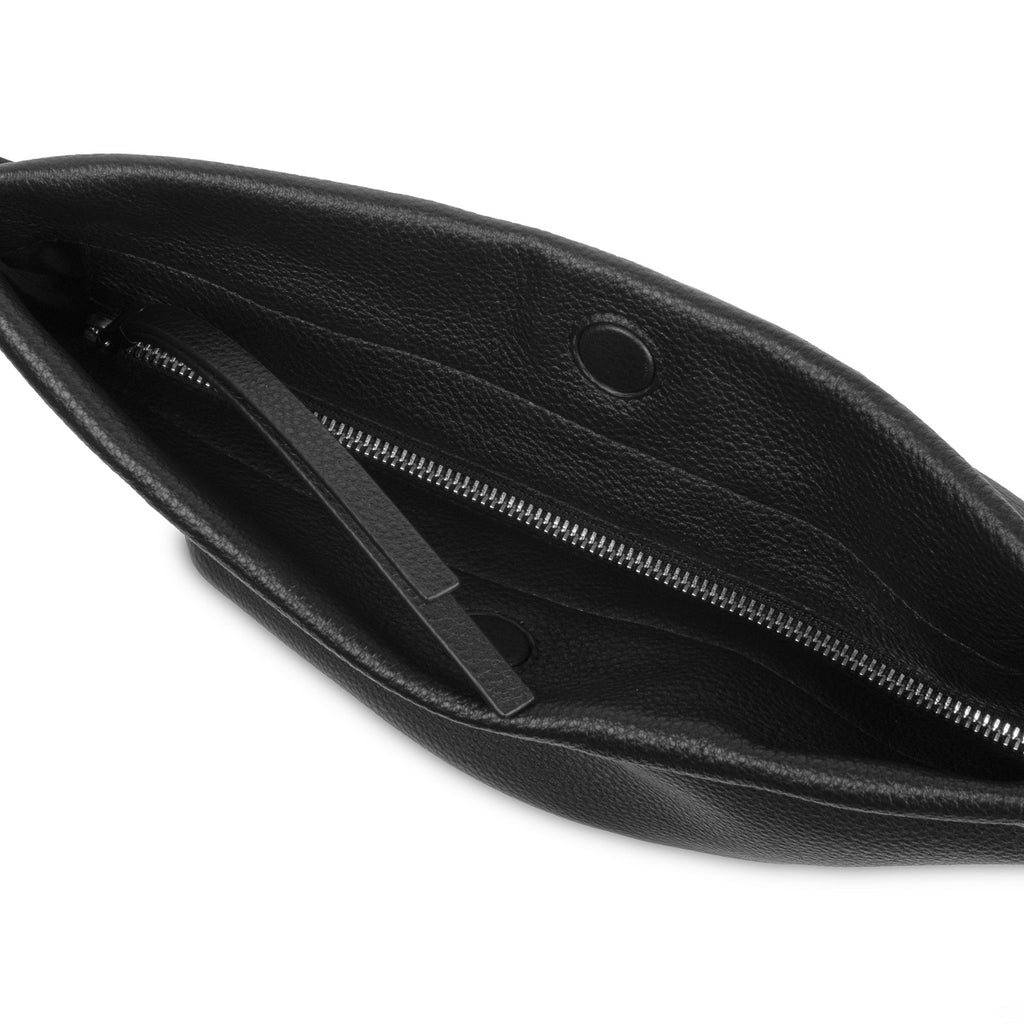 Samuel Ashley - Merly Half-moon Leather Hobo in jet black