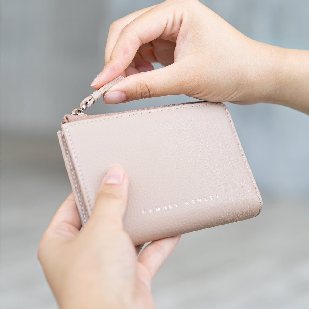 Roxie Leather Key Purse - Samuel Ashley