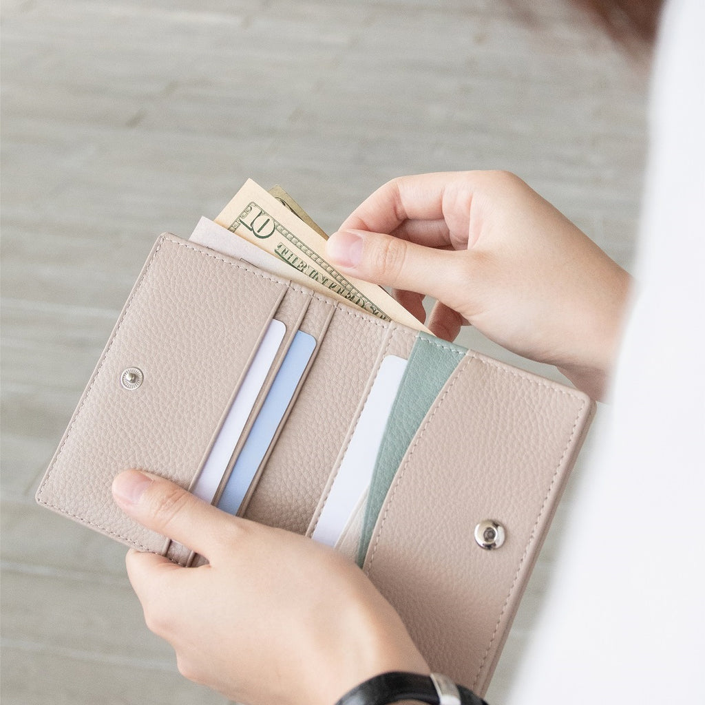 Lola Leather Bi-fold Wallet - Samuel Ashley